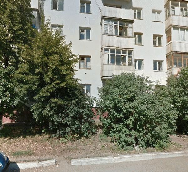 Банкомат МТС-Банка по адресу пр. Октября, д. 81, автомаркет «Брокер-Гарант»