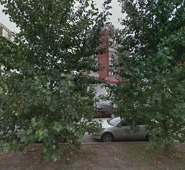 Банкомат ИнвестКапиталБанка по адресу ул. Революционная, д. 30/32, магазин «Полушка»