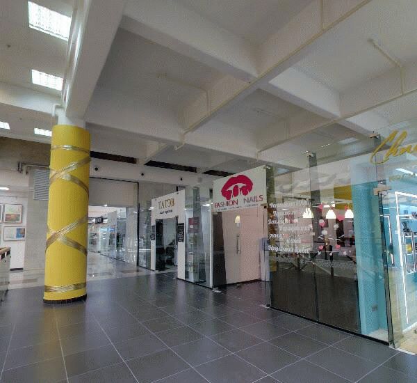 Банкомат Уральского Банка Реконструкции и Развития по адресу пл. Верхнеторговая,  д. 1